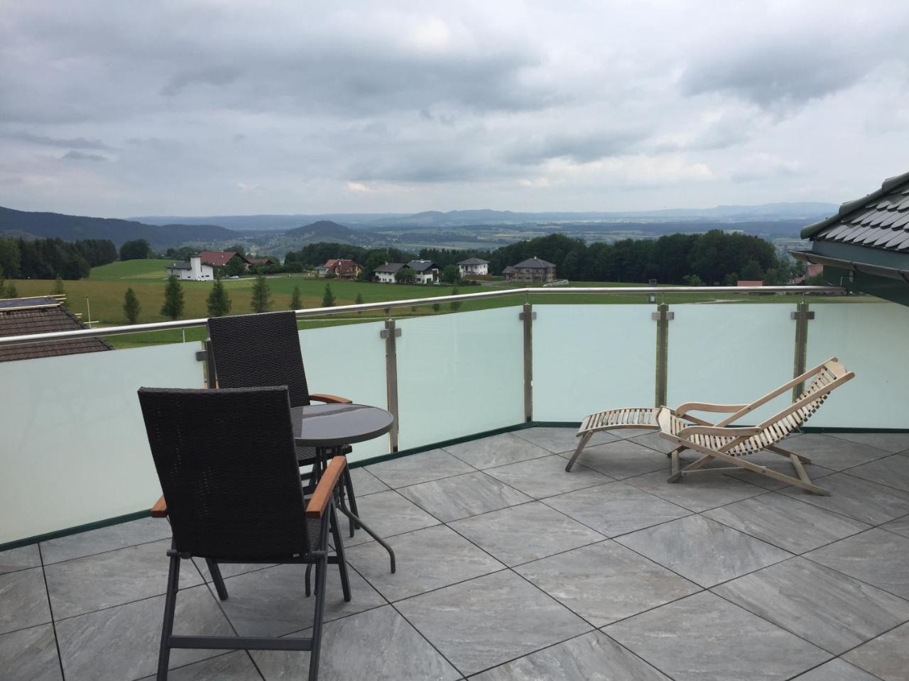 Hotel Irmgard Strass im Attergau Exterior foto